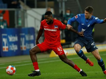 Deyovaisio Zeefuik wechselt auf Leihbasis nach Blackburn Deyovaisio Zeefuik wechselt auf Leihbasis nach Blackburn