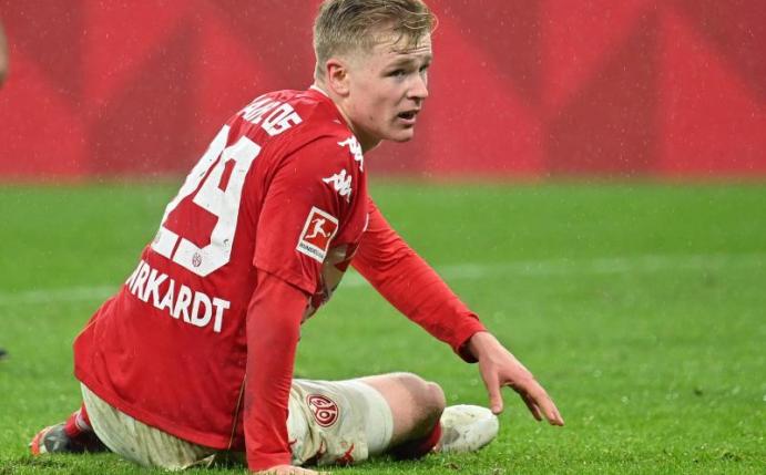Hat Begehrlichkeiten bei anderen Clubs geweckt: Mainz-Youngster Jonathan Burkardt. Foto: Torsten Silz/dpa