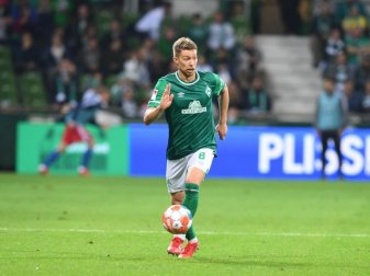 Leverkusens Leihgabe Weiser ist positiv auf das Coronavirus getestet worden. Foto: Carmen Jaspersen/dpa Leverkusens Leihgabe Weiser ist positiv auf das Coronavirus getestet worden. Foto: Carmen Jaspersen/dpa