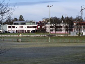 Laut WDR wurde gegen ehemalige und aktuelle Bayern-Funktionäre ein Verfahren wegen des Verstoßes gegen das Mindestlohngesetz eingeleitet. Foto: Peter Kneffel/dpa Laut WDR wurde gegen ehemalige und aktuelle Bayern-Funktionäre ein Verfahren wegen des Verstoßes gegen das Mindestlohngesetz eingeleitet. Foto: Peter Kneffel/dpa
