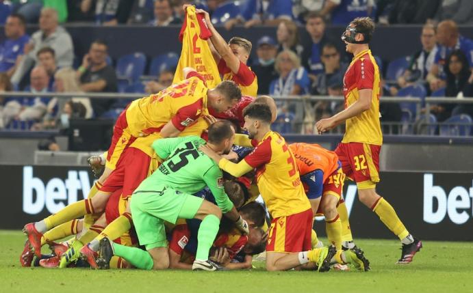 Nach Pokalerfolg: Karlsruher SC sagt Training ab