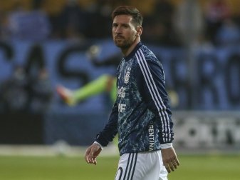 Lionel Messi verpasst zwei WM-Qualifikationsspiele Lionel Messi verpasst zwei WM-Qualifikationsspiele