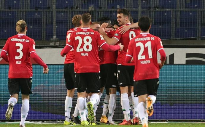 Hannover mit deutlichem Sieg über schwache Gladbacher
