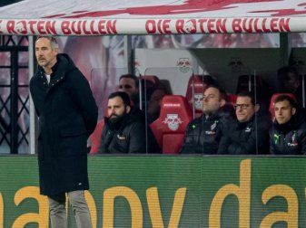 Nach Aus im DFB-Pokal: Wie lange kann Gladbach Hütter noch halten? Nach Aus im DFB-Pokal: Wie lange kann Gladbach Hütter noch halten?