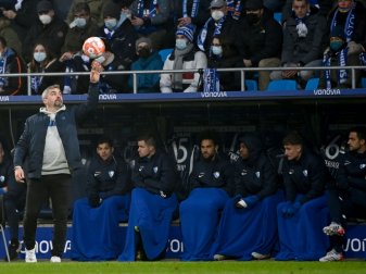 Thomas Reis ist noch unentschlossen in der Sturmfrage Thomas Reis ist noch unentschlossen in der Sturmfrage