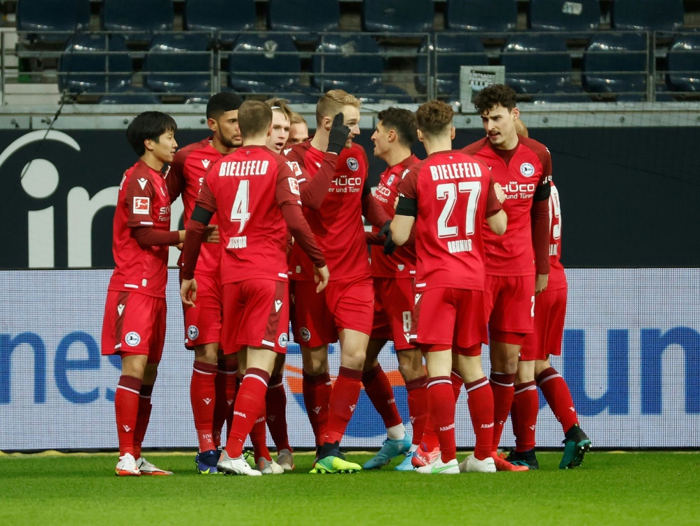 Arminia Bielefeld gewinnt 2:0 gegen Frankfurt