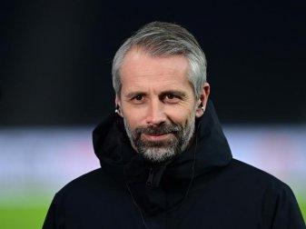 Hat die Startelf vier Tage nach dem DFB-Pokal-Aus auf drei Positionen umgestellt. BVB-Coach Marco Rose. Foto: Soeren Stache/dpa-Zentralbild/dpa Hat die Startelf vier Tage nach dem DFB-Pokal-Aus auf drei Positionen umgestellt. BVB-Coach Marco Rose. Foto: Soeren Stache/dpa-Zentralbild/dpa