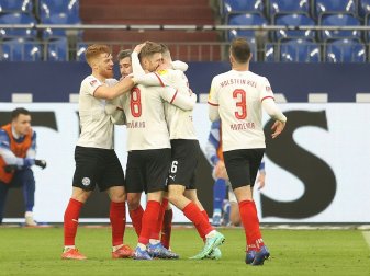 Die Kieler verderben Jahn Regensburg das Jubiläumsspiel Die Kieler verderben Jahn Regensburg das Jubiläumsspiel