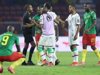 Afrika-Cup: Komoren scheitern denkbar knapp an Kamerun Afrika-Cup: Komoren scheitern denkbar knapp an Kamerun