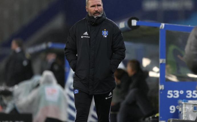 Wünscht sich wieder mehr Zuschauer in den Stadien: HSV-Trainer Tim Walter. Foto: Christian Charisius/dpa