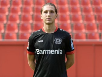 Wechselt zum italienischen Erstligisten Hellas Verona: Panagiotis Retsos. Foto: Jörg Schüler/Bayer 04 Leverkusen/dpa Wechselt zum italienischen Erstligisten Hellas Verona: Panagiotis Retsos. Foto: Jörg Schüler/Bayer 04 Leverkusen/dpa