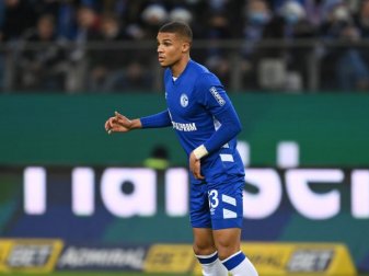 Schalke lehnt AC Mailand-Angebot für Thiaw ab – 3,5 Millionen zu wenig Schalke lehnt AC Mailand-Angebot für Thiaw ab – 3,5 Millionen zu wenig