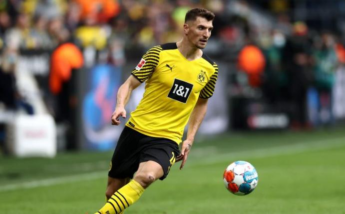 Thomas Meunier zum FC Barcelona &#8211; Bahnt sich ein spektakulärer Tausch an?