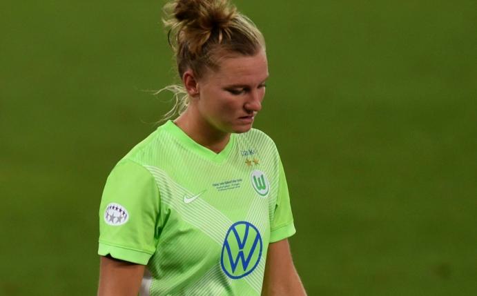 Alexandra Popp muss einen erneuten Rückschlag verkraften