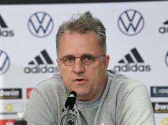 Tim Meyer, Teamarzt der Deutschen Nationalmannschaft und Leiter der medizinischen Kommission des DFB. Foto: Swen Pförtner/dpa Tim Meyer, Teamarzt der Deutschen Nationalmannschaft und Leiter der medizinischen Kommission des DFB. Foto: Swen Pförtner/dpa