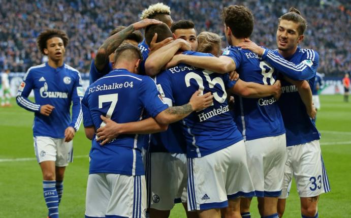 Souveräner Erfolg für Königsblau gegen Wolfsburg (Quelle: FIRO/SID)