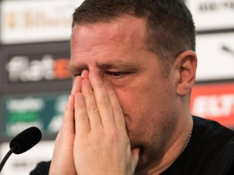 Max Eberl zeigte sich bei seinen Rücktritt sehr bewegt. Foto: Christian Verheyen/Borussia Mönchengladbach/dpa Max Eberl zeigte sich bei seinen Rücktritt sehr bewegt. Foto: Christian Verheyen/Borussia Mönchengladbach/dpa