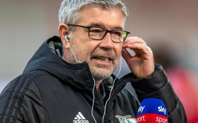 Trainer Urs Fischer steht mit dem 1. FC Union Berlin derzeit auf dem vierten Tabellenplatz. Foto: Andreas Gora/dpa