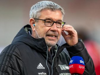 Trainer Urs Fischer steht mit dem 1. FC Union Berlin derzeit auf dem vierten Tabellenplatz. Foto: Andreas Gora/dpa Trainer Urs Fischer steht mit dem 1. FC Union Berlin derzeit auf dem vierten Tabellenplatz. Foto: Andreas Gora/dpa