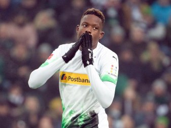 Mittelfeldspieler Denis Zakaria ist vertraglich noch bis Sommer 2022 an Borussia Mönchengladbach gebunden. Foto: Federico Gambarini/dpa Mittelfeldspieler Denis Zakaria ist vertraglich noch bis Sommer 2022 an Borussia Mönchengladbach gebunden. Foto: Federico Gambarini/dpa