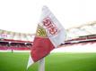 Blick in die Mercedes-Benz Arena und auf eine Eckfahne mit dem Wappen des VfB Stuttgarts. Foto: Tom Weller/dpa