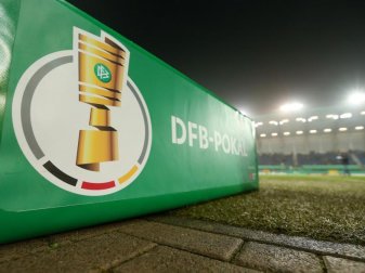 Drei der vier Viertelfinalpartien im DFB-Pokal werden im Free-TV empfangbar sein. Foto: picture alliance / Friso Gentsch/dpa Drei der vier Viertelfinalpartien im DFB-Pokal werden im Free-TV empfangbar sein. Foto: picture alliance / Friso Gentsch/dpa