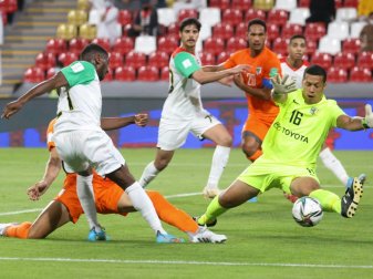 Souverän im Viertelfinale: Al-Jazira Club Souverän im Viertelfinale: Al-Jazira Club