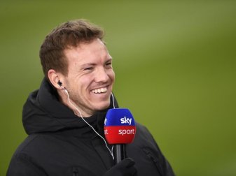 FC Bayern Münchens Trainer Julian Nagelsmann freut sich auf das Spiel gegen RB Leipzig. Foto: Marius Becker/dpa