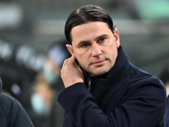 Leverkusens Trainer Gerardo Seoane freut sich auf die Zuschauer gegen Borussia Dortmund. Foto: Federico Gambarini/dpa