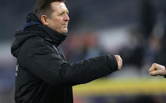 Trainer Titz und Magdeburg bezwingen Wiesbaden mit 3:1