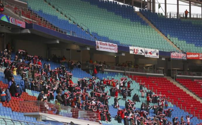 RB Leipzig will weiter gegen die Zuschauer-Beschränkungen klagen. Foto: Jan Woitas/dpa-Zentralbild/dpa