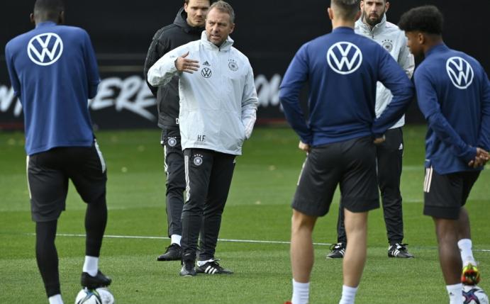 Flick und DFB-Team trainieren in Herzogenaurach