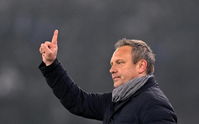 Feiert mit dem FC Zürich Erfolge: Trainer André Breitenreiter. Foto: Walter Bieri/KEYSTONE/dpa