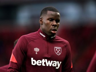 West Hams Kurt Zouma soll eine Katze misshandelt haben. West Hams Kurt Zouma soll eine Katze misshandelt haben.