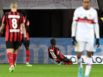 Leverkusens Moussa Diaby (hinten) jubelt nach seinem Tor zum 1:0. Leverkusens Moussa Diaby (hinten) jubelt nach seinem Tor zum 1:0.