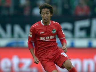 Hiroshi Kiyotake hatte sich im November 2015 zum zweiten Mal innerhalb eines Jahres einen Haarriss im Fuß zugezogen. Foto: Peter Steffen(Peter Steffen) Hiroshi Kiyotake hatte sich im November 2015 zum zweiten Mal innerhalb eines Jahres einen Haarriss im Fuß zugezogen. Foto: Peter Steffen(Peter Steffen)