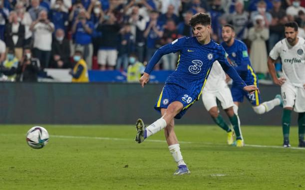 Kai Havertz vom FC Chelsea trifft per Elfmeter zum 2:1.