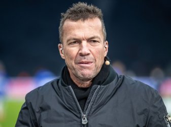 Lothar Matthäus, ehemaliger Profispieler, ist von einem Wechsel von Nationalspieler Karim Adeyemi zum BVB überzeugt. Lothar Matthäus, ehemaliger Profispieler, ist von einem Wechsel von Nationalspieler Karim Adeyemi zum BVB überzeugt.