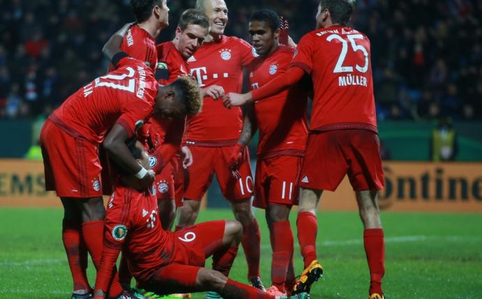 Bayern München besiegt den VfL Bochum mit 3:0 (Quelle: FIRO/SID-IMAGES)