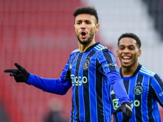 Transfer rückt näher: Gespräche zwischen Dortmund und Mazraoui „sehr, sehr konkret“ Transfer rückt näher: Gespräche zwischen Dortmund und Mazraoui „sehr, sehr konkret“