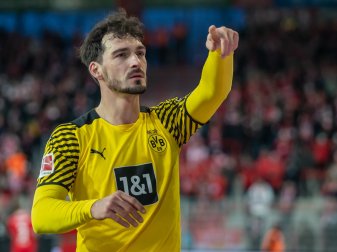BVB-Abwehrchef Mats Hummels trifft mit seiner Mannschaft in der Zwischenrunde der Europa League auf die Glasgow Rangers. BVB-Abwehrchef Mats Hummels trifft mit seiner Mannschaft in der Zwischenrunde der Europa League auf die Glasgow Rangers.