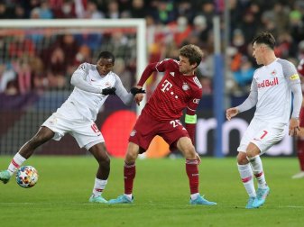 Glückliches 1:1 des FC Bayern in Salzburg Glückliches 1:1 des FC Bayern in Salzburg