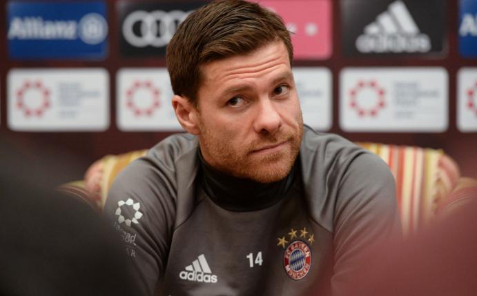 Der ehemalige Bayern-Profi Xabi Alonso lobt die Arbeit der Leipziger.