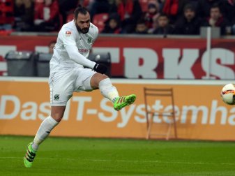 Hugo Almeida fällt wegen einem Infekt gegen den BVB aus. Foto: Federico Gambarini Hugo Almeida fällt wegen einem Infekt gegen den BVB aus. Foto: Federico Gambarini