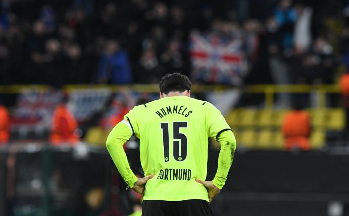 BVB-Abwehrspieler Mats Hummels war nach der Niederlage gegen die Glasgow Rangers frustriert.