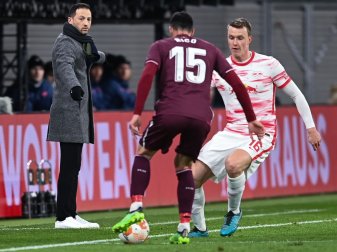 Leipzigs Trainer Domenico Tedesco kam mit seinem Team nicht über ein 2:2 gegen San Sebastian hinaus. Leipzigs Trainer Domenico Tedesco kam mit seinem Team nicht über ein 2:2 gegen San Sebastian hinaus.
