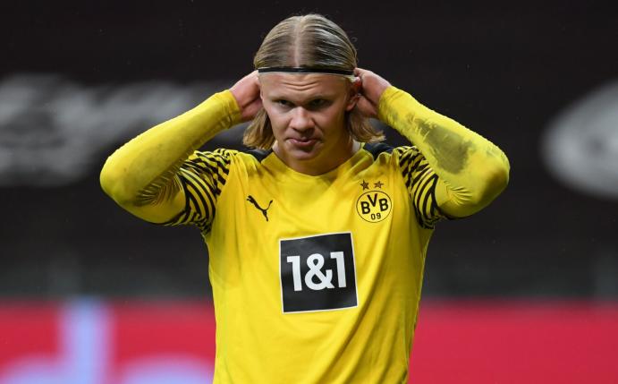 Dortmunds Stürmer-Star Erling Haaland hat mit seinen Leistungen das Interesse zahlreicher Top-Clubs geweckt.