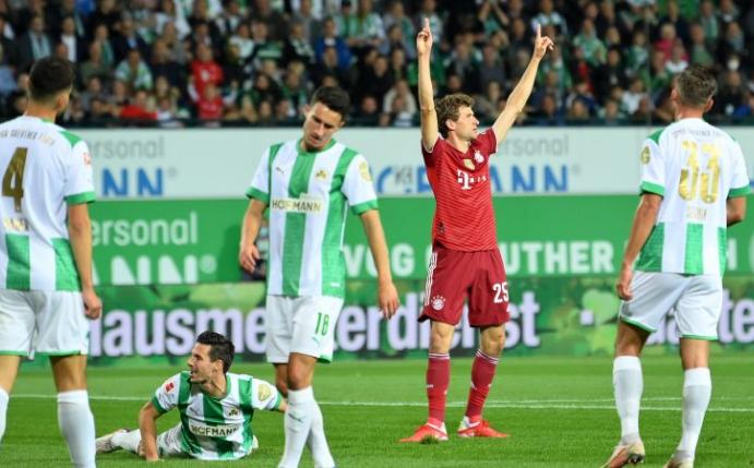 FC Bayern München &#8211; SpVgg Greuther Fürth: Ausgangslage, Zahlen und Personal