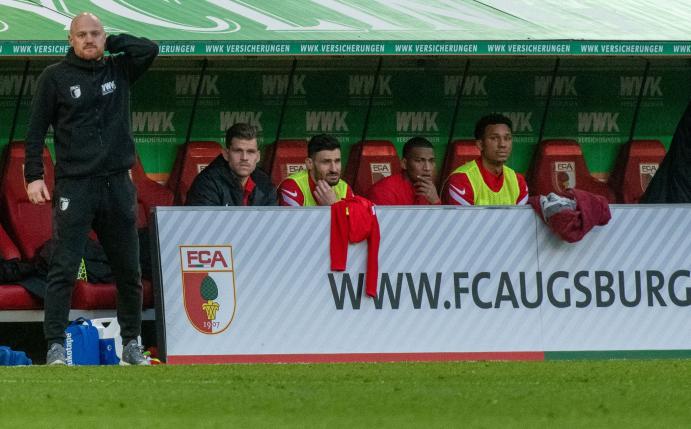 Der FC Augsburg musste sich im Heimspiel gegen den SC Freiburg mit 1:2 geschlagen geben.