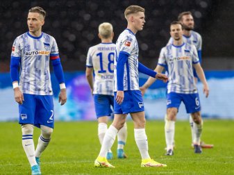 Die Spieler von Hertha BSC sind nach der Niederlage gegen Leipzig enttäuscht. Die Spieler von Hertha BSC sind nach der Niederlage gegen Leipzig enttäuscht.